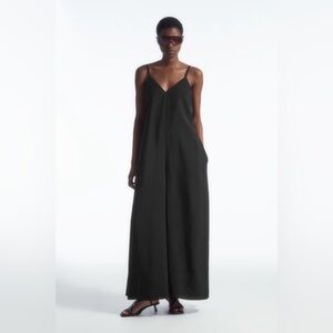 V-NECK WIDE LEG JUMPSUIT	S	BLACK